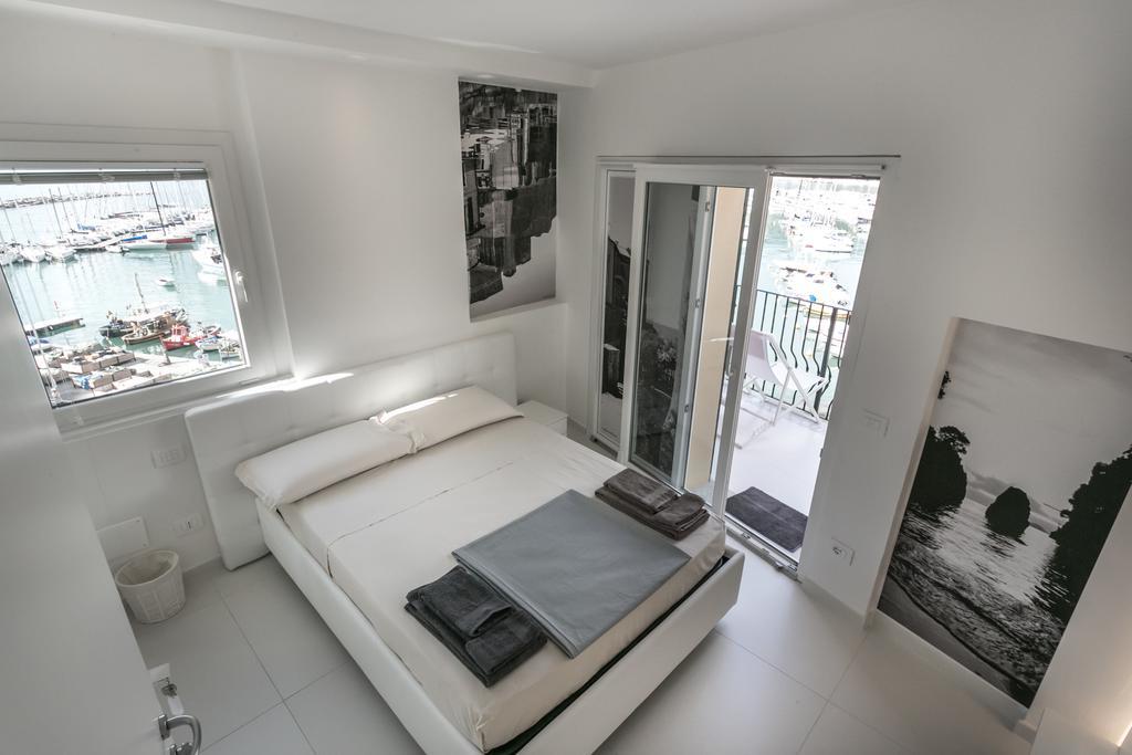 Al Molo Sea View Rooms Lerici Zewnętrze zdjęcie