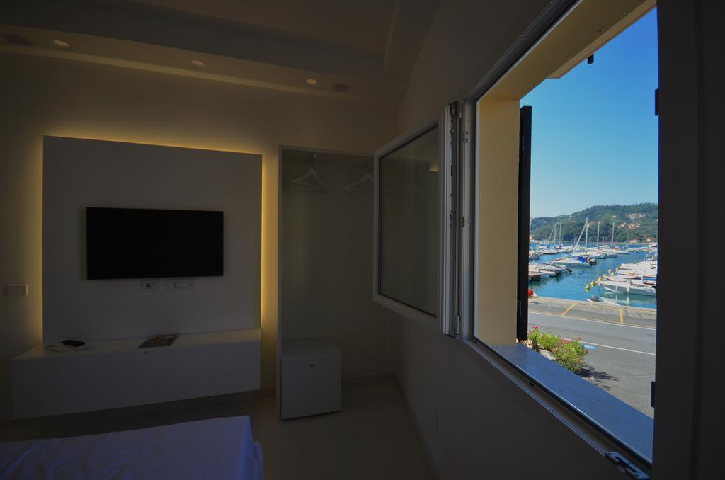 Al Molo Sea View Rooms Lerici Zewnętrze zdjęcie